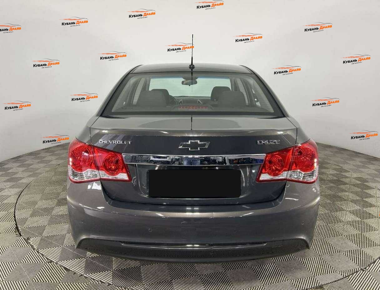 Chevrolet Cruze 2013 года с пробегом. Фото: #2
