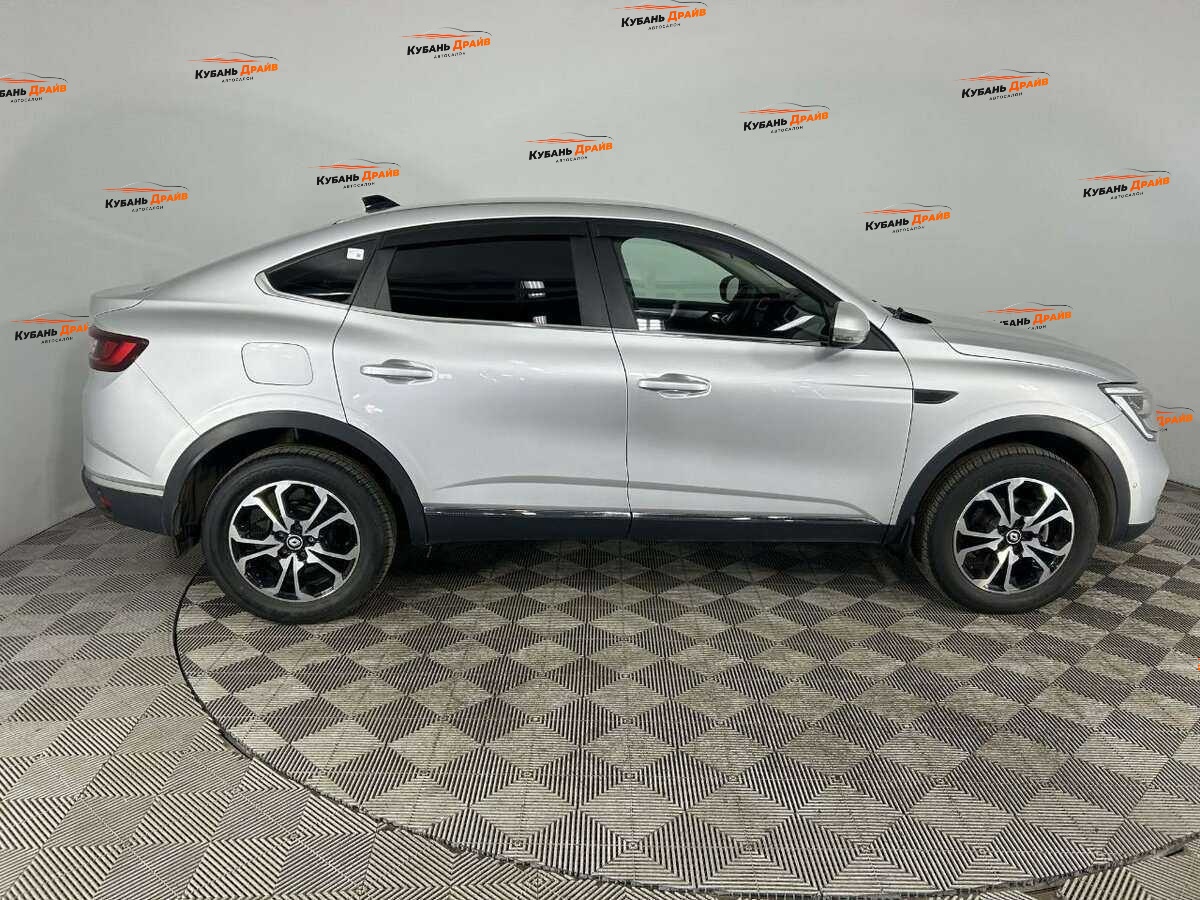 Renault Arkana 2022 года с пробегом. Фото: #3