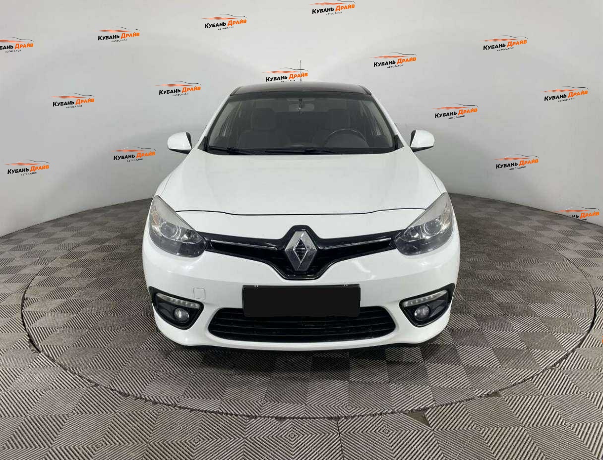Renault Fluence 2015 года с пробегом. Фото: #1
