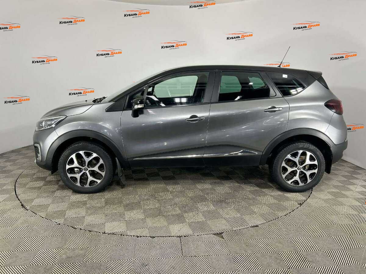 Renault Kaptur 2017 года с пробегом. Фото: #4