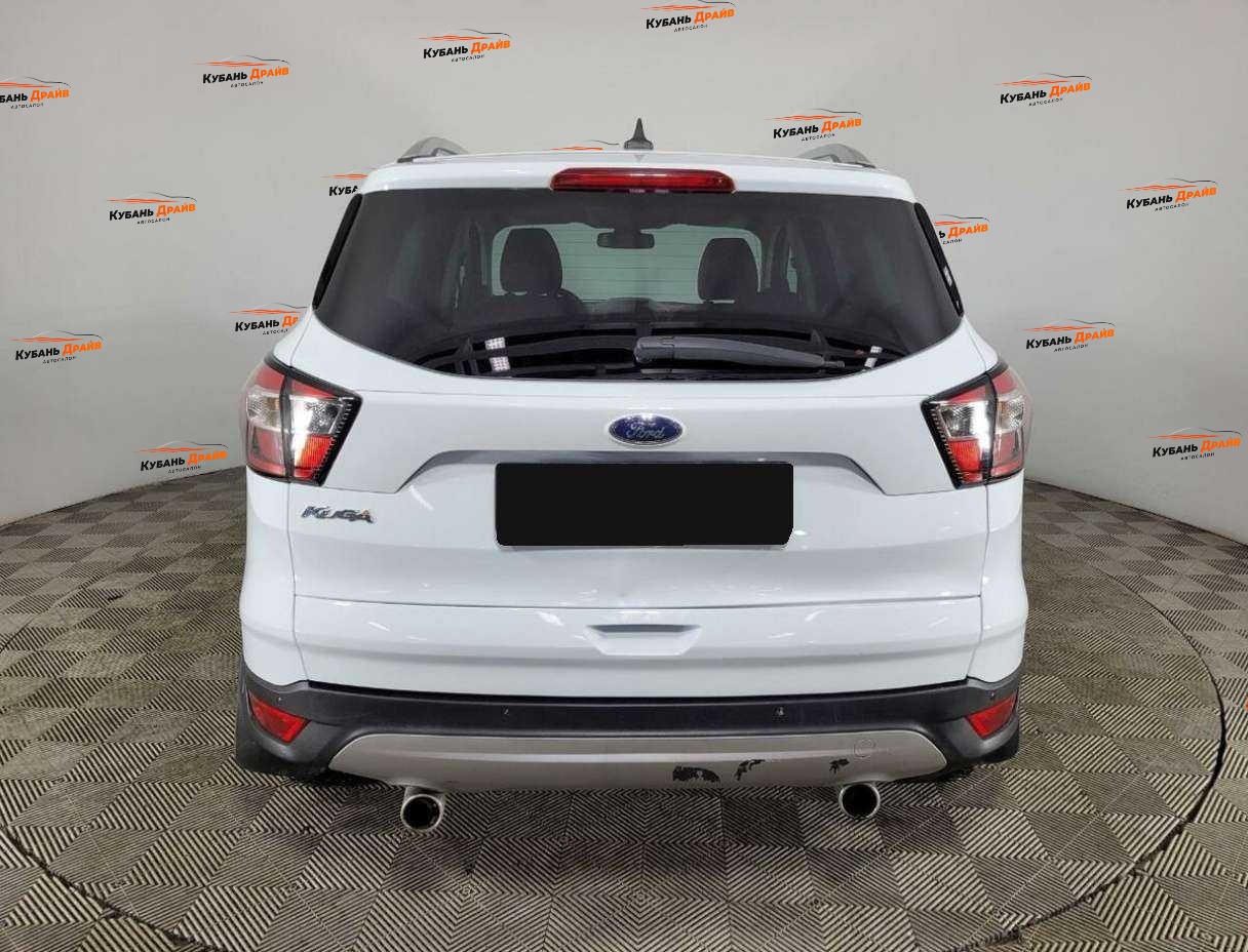 Ford Kuga 2018 года с пробегом. Фото: #2