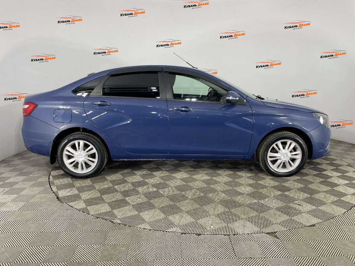 Lada (ВАЗ) Vesta 2017 года с пробегом. Фото: #3