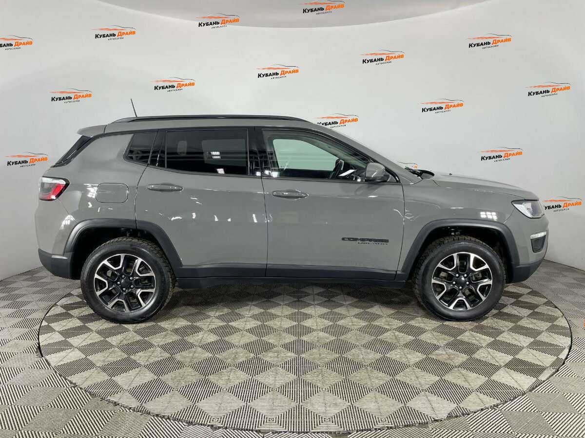 Jeep Compass 2019 года с пробегом. Фото: #3