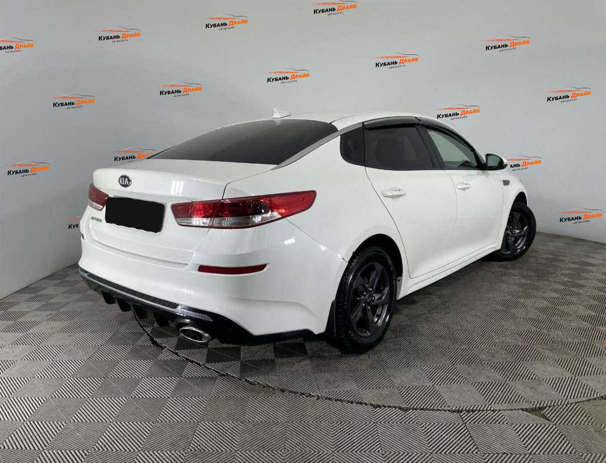 Kia Optima 2018 года с пробегом. Фото: #3