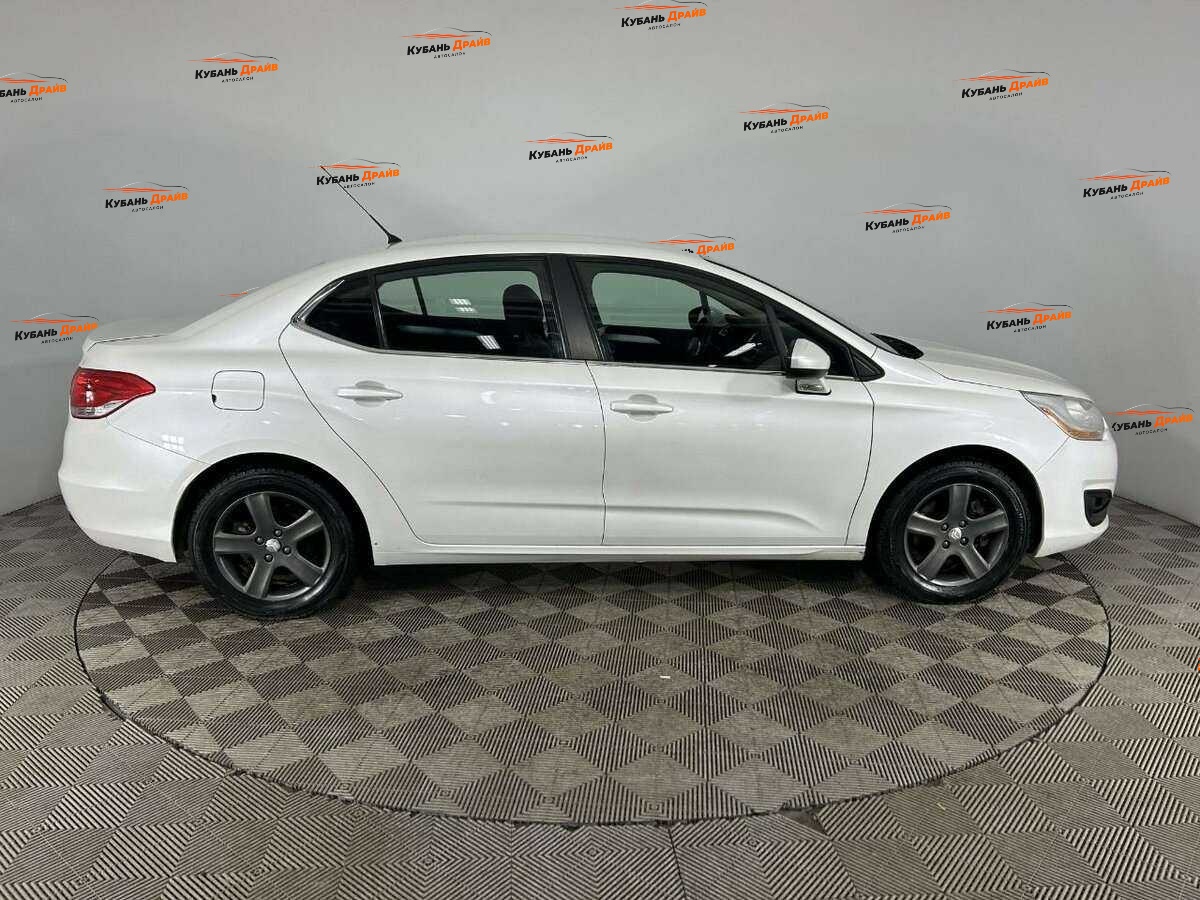 Citroen C4 2013 года с пробегом. Фото: #2