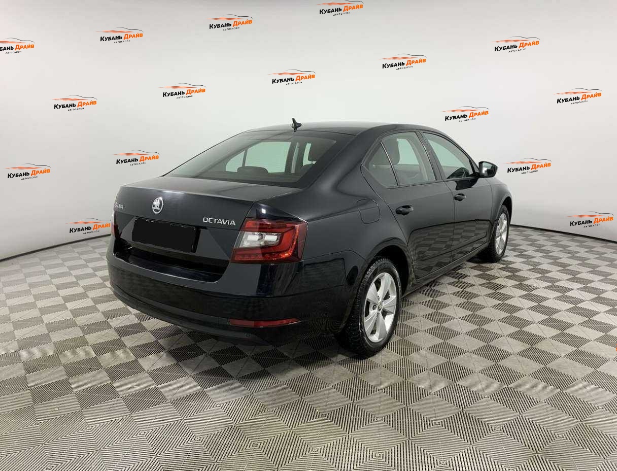Skoda Octavia 2018 года с пробегом. Фото: #3