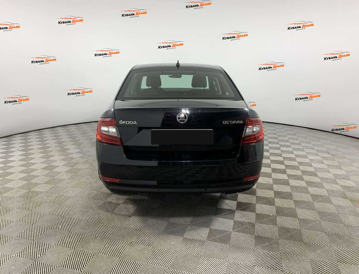 Skoda Octavia 2018 года с пробегом. Фото: #4