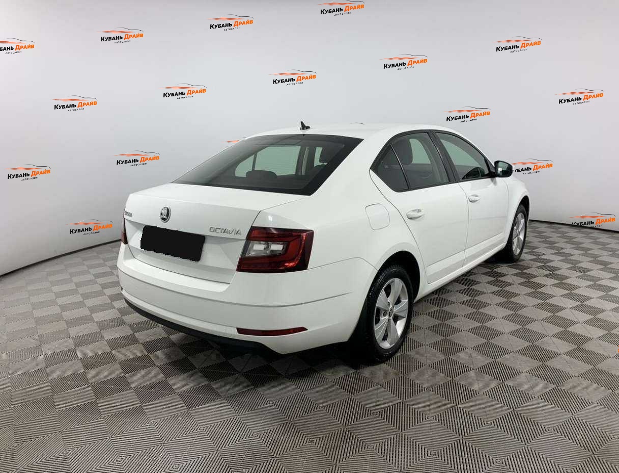 Skoda Octavia 2018 года с пробегом. Фото: #4