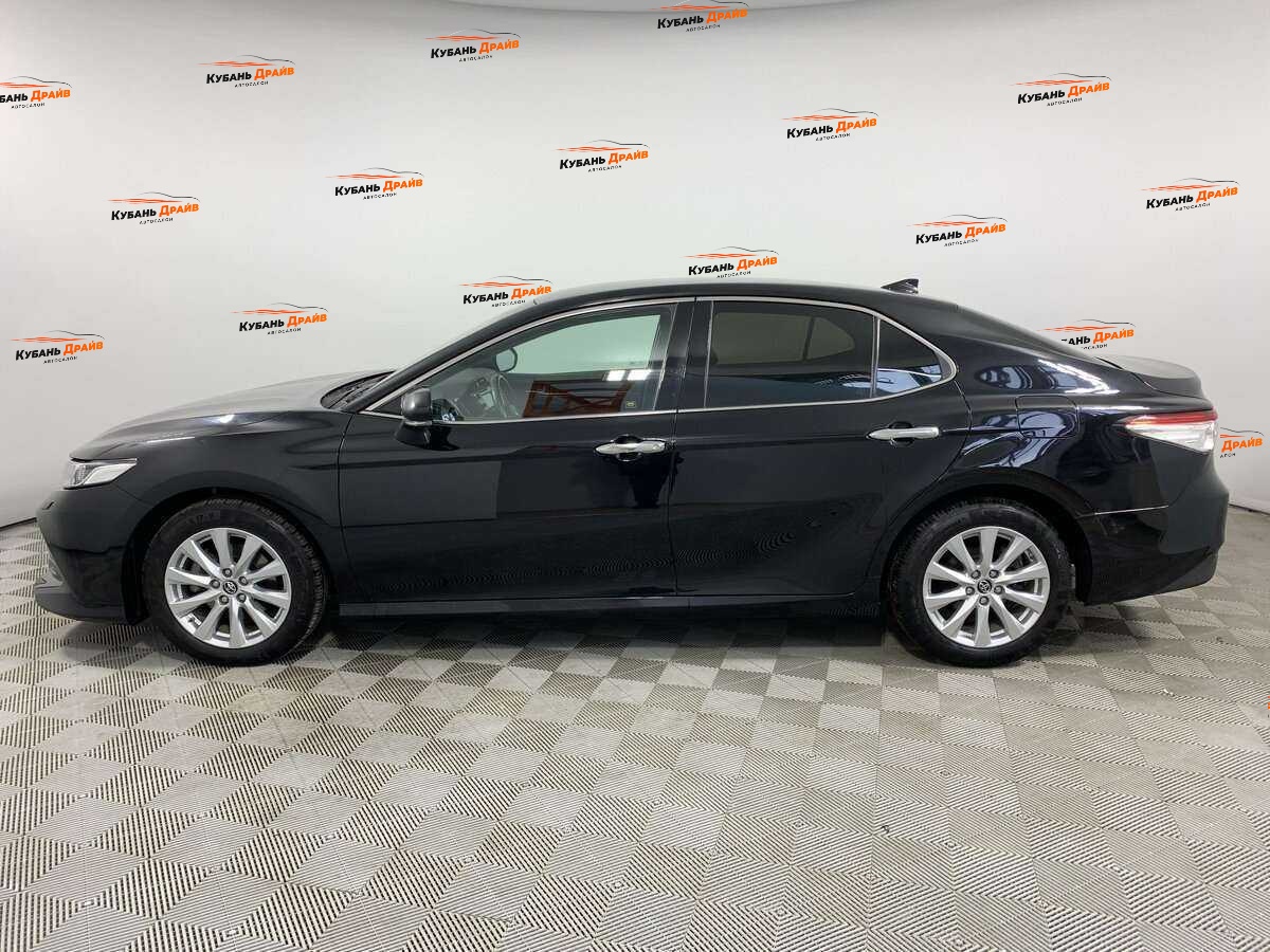 Toyota Camry 2019 года с пробегом. Фото: #7