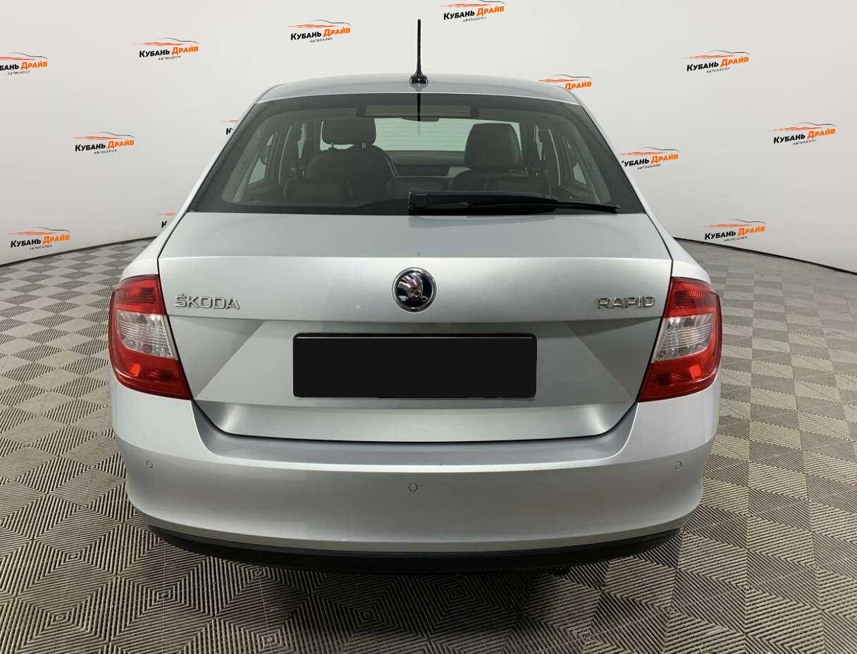Skoda Rapid 2017 года с пробегом. Фото: #4