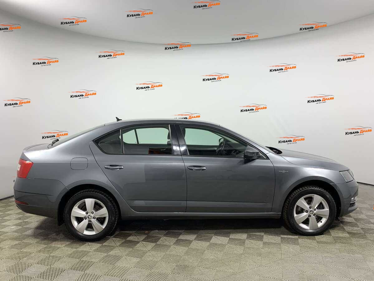 Skoda Octavia 2020 года с пробегом. Фото: #3