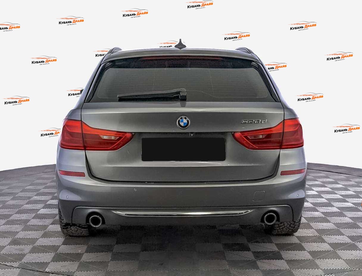 BMW 5 серии 2019 года с пробегом. Фото: #5