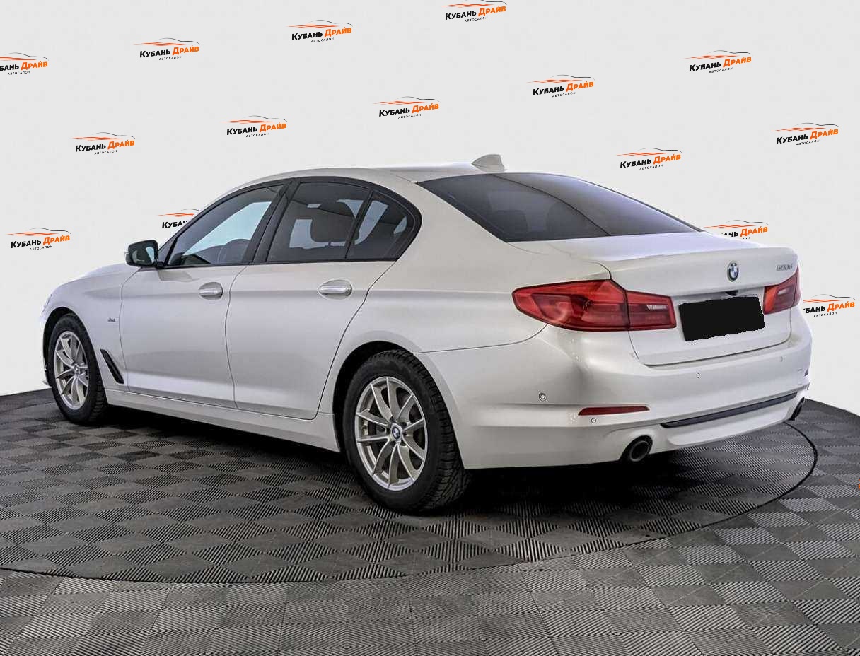 BMW 5 серии 2017 года с пробегом. Фото: #6