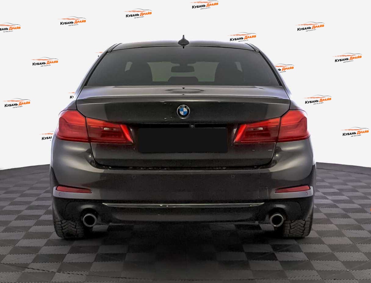 BMW 5 серии 2017 года с пробегом. Фото: #5