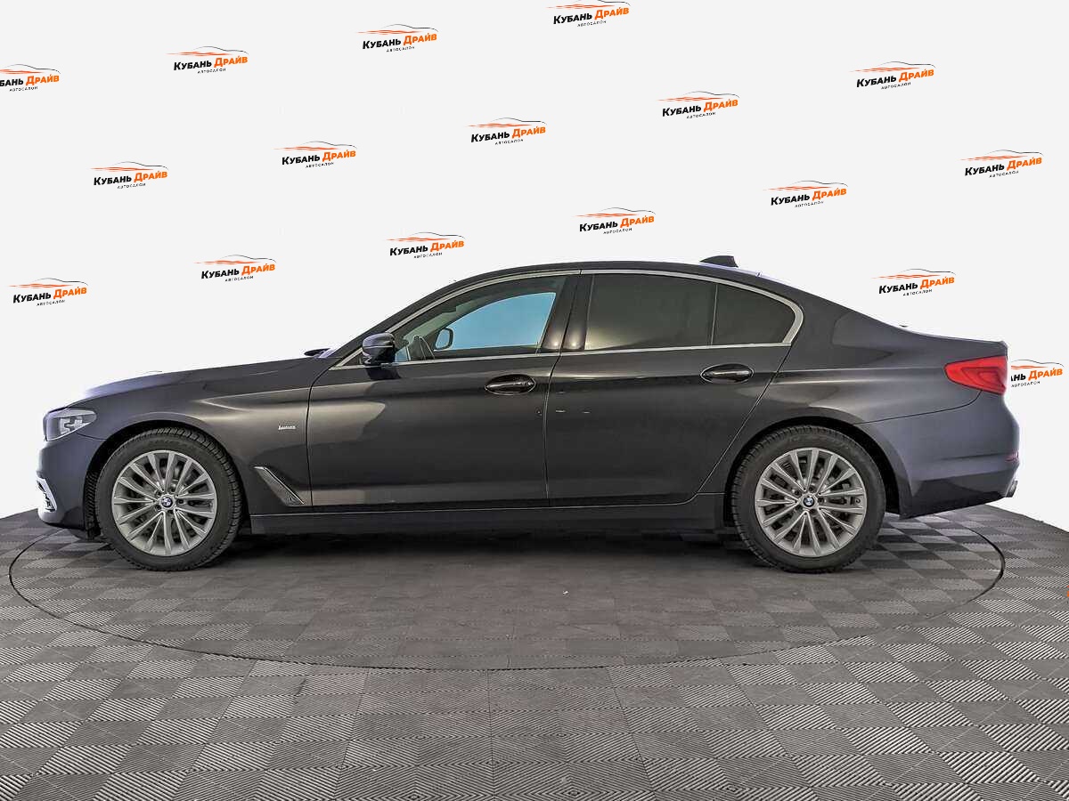 BMW 5 серии 2017 года с пробегом. Фото: #7