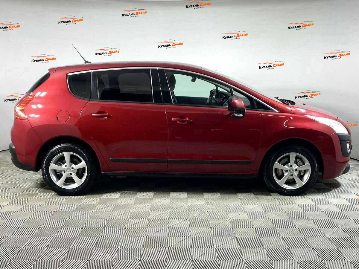 Peugeot 3008 2012 года с пробегом. Фото: #3