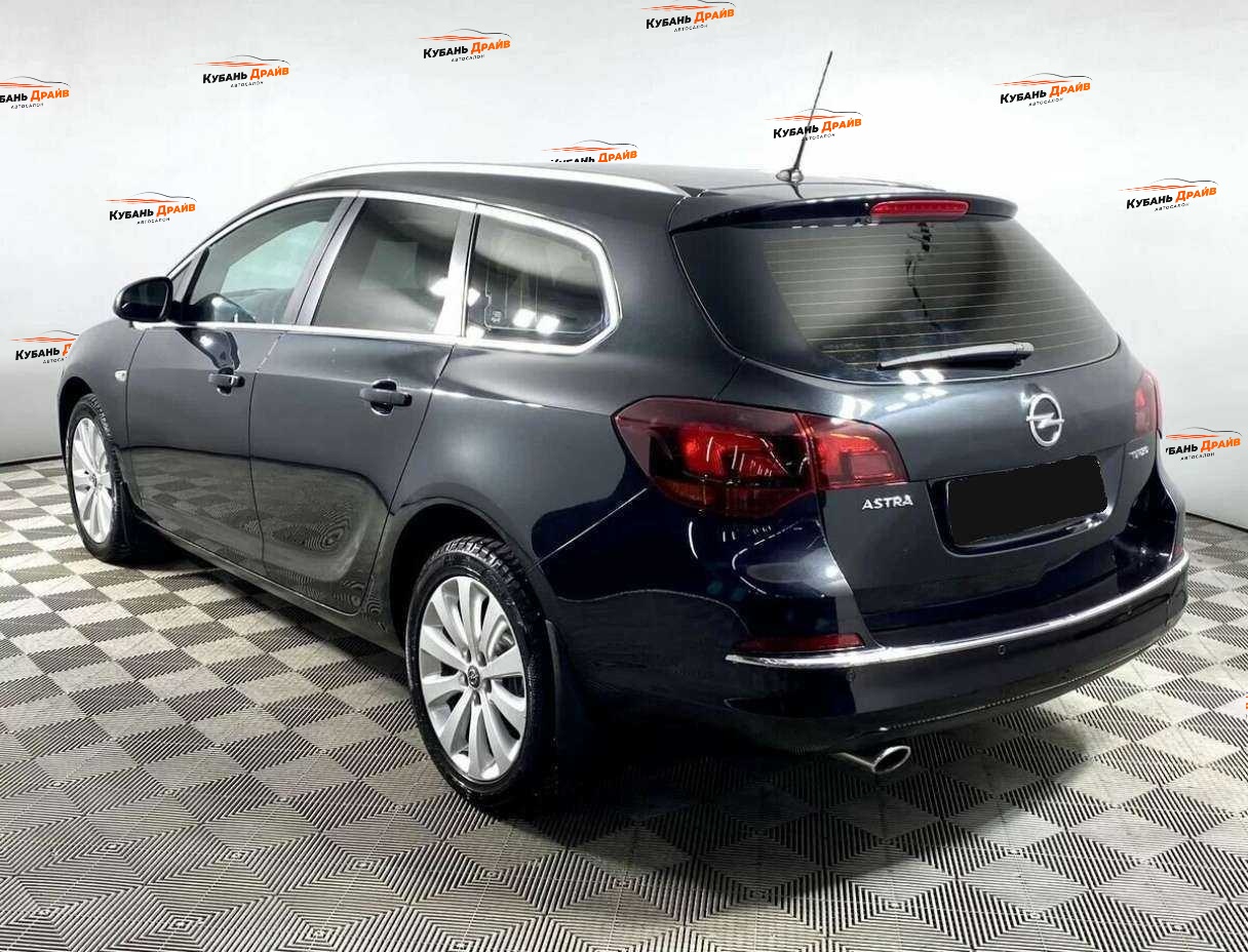 Opel Astra 2013 года с пробегом. Фото: #6