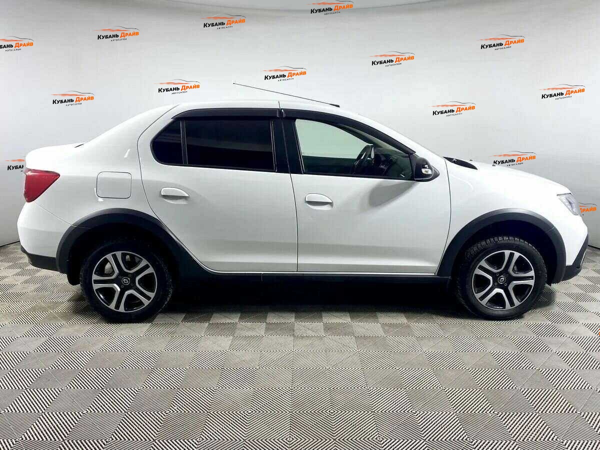 Renault Logan 2021 года с пробегом. Фото: #2