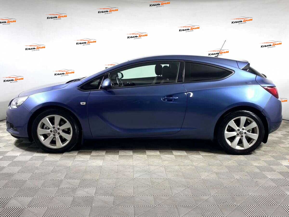 Opel Astra 2013 года с пробегом. Фото: #7