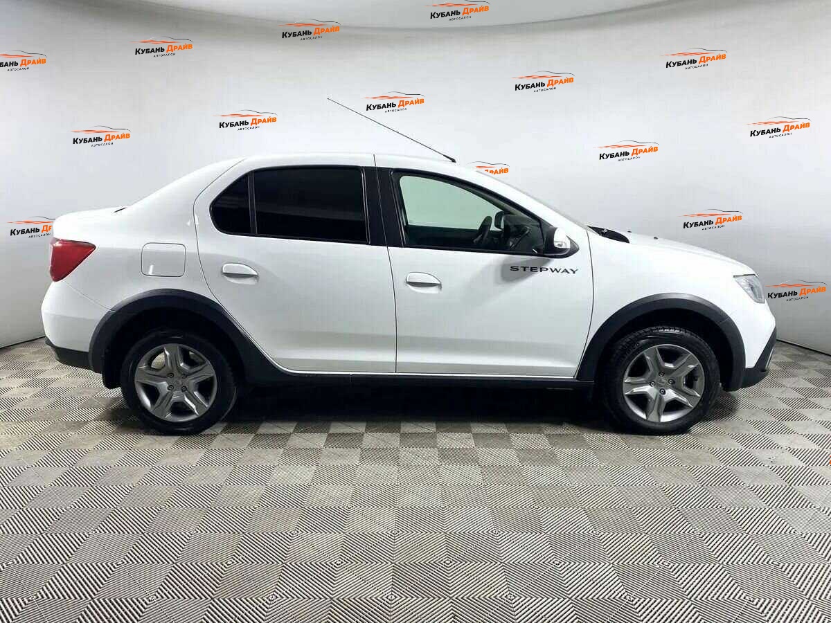 Renault Logan 2021 года с пробегом. Фото: #3