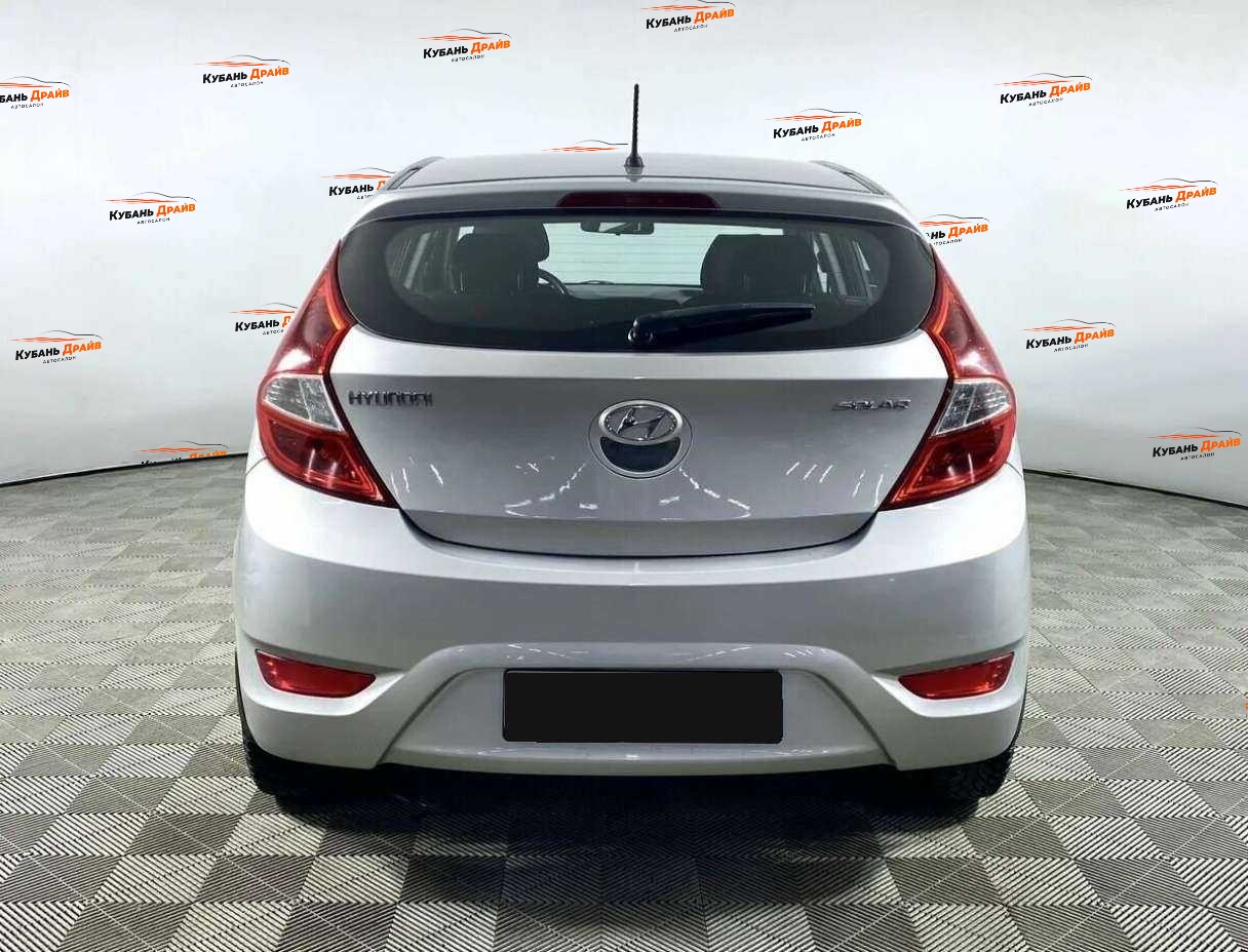 Hyundai Solaris 2014 года с пробегом. Фото: #4