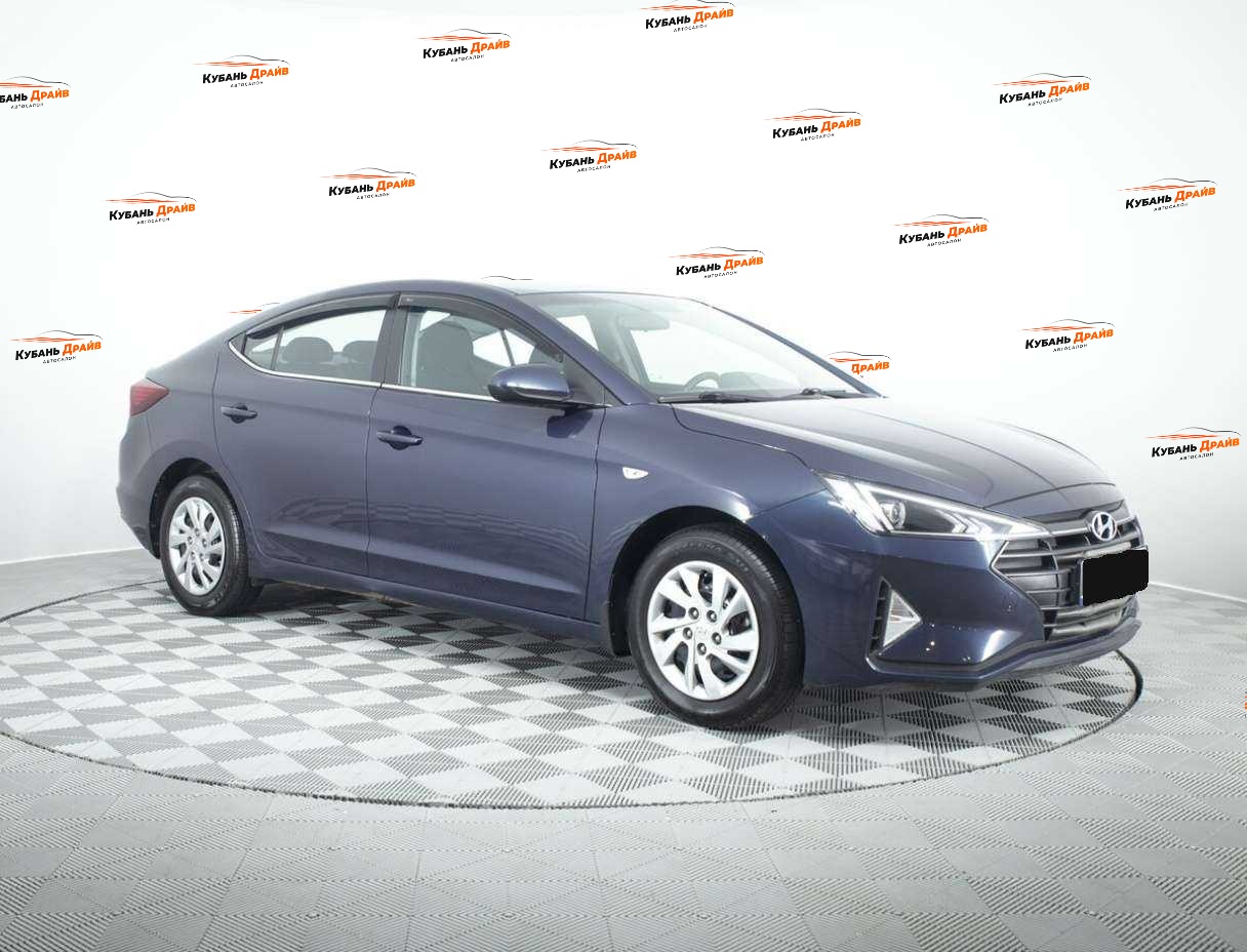 Hyundai Elantra 2020 года с пробегом. Фото: #2