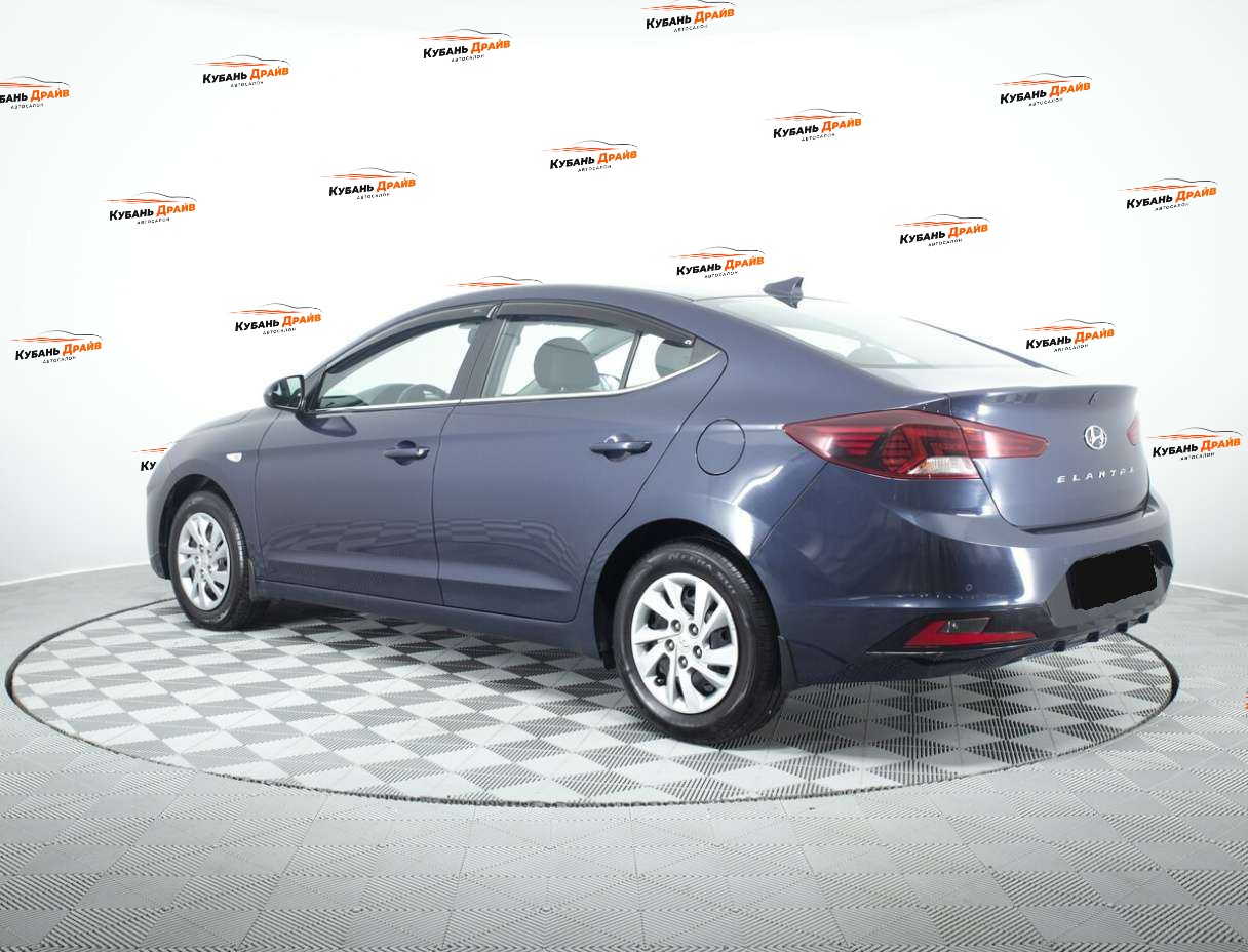 Hyundai Elantra 2020 года с пробегом. Фото: #6