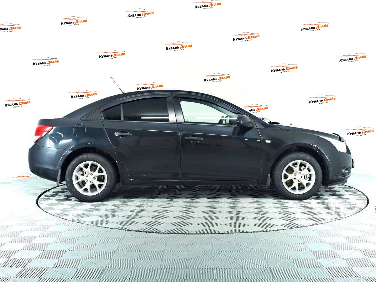 Chevrolet Cruze 2013 года с пробегом. Фото: #3