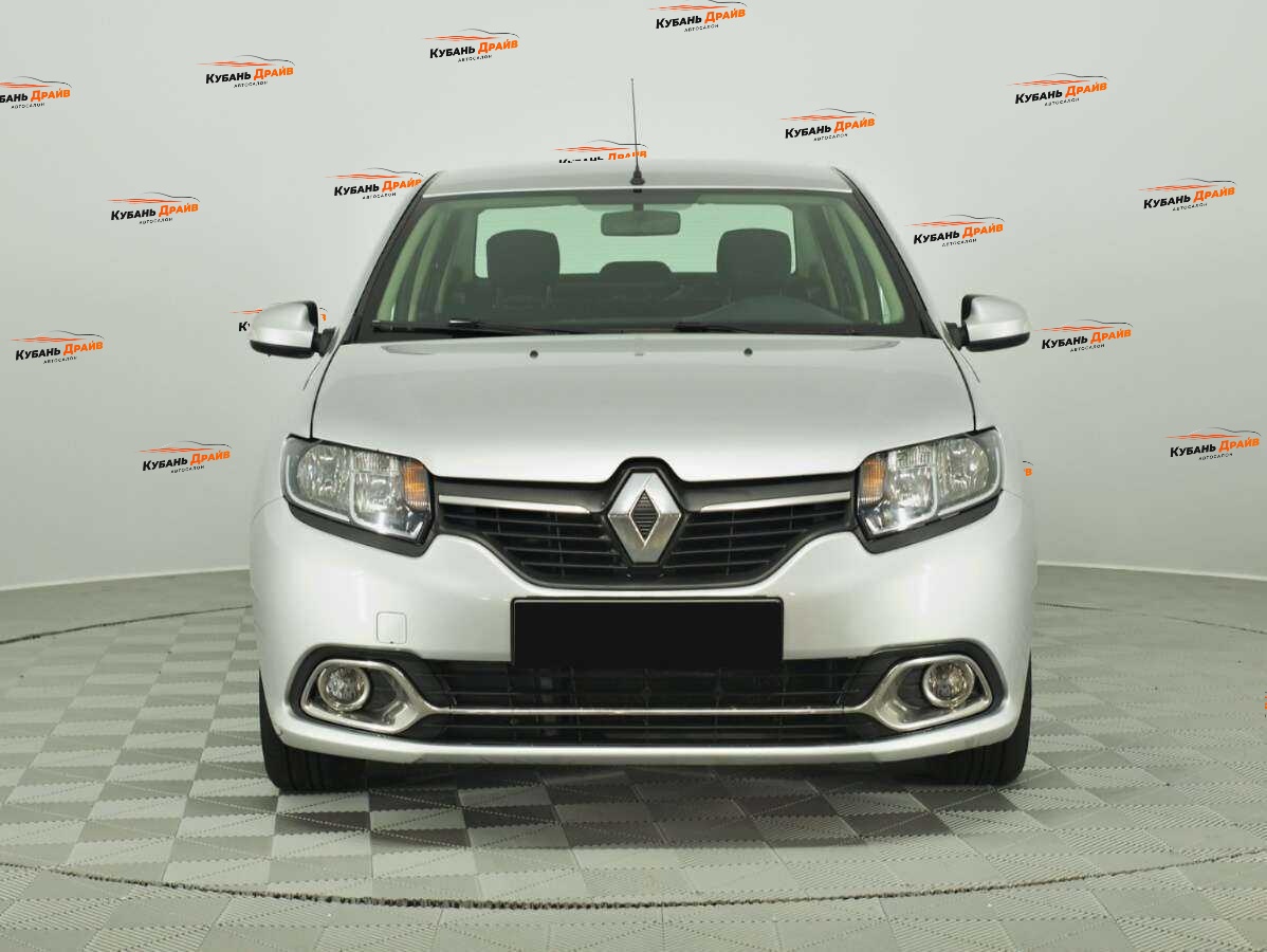 Renault Logan 2015 года с пробегом. Фото: #1