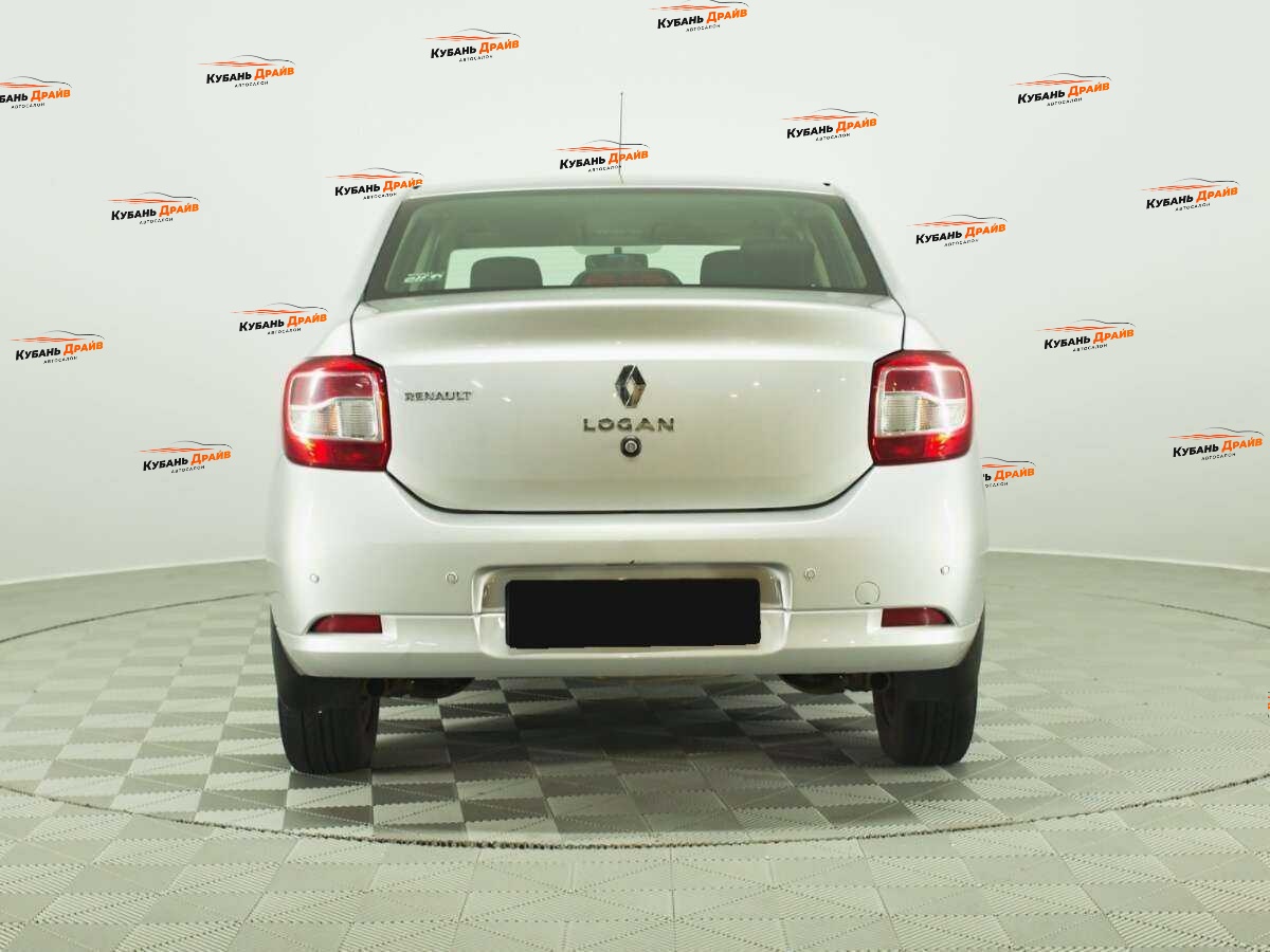 Renault Logan 2015 года с пробегом. Фото: #4