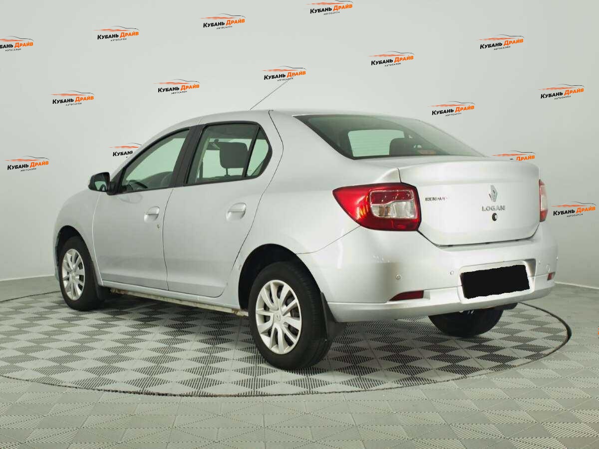 Renault Logan 2015 года с пробегом. Фото: #6