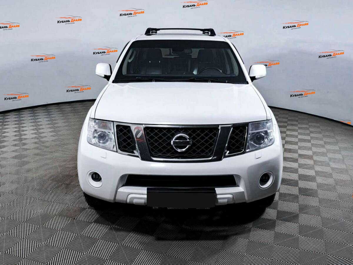Nissan Pathfinder 2014 года с пробегом. Фото: #1