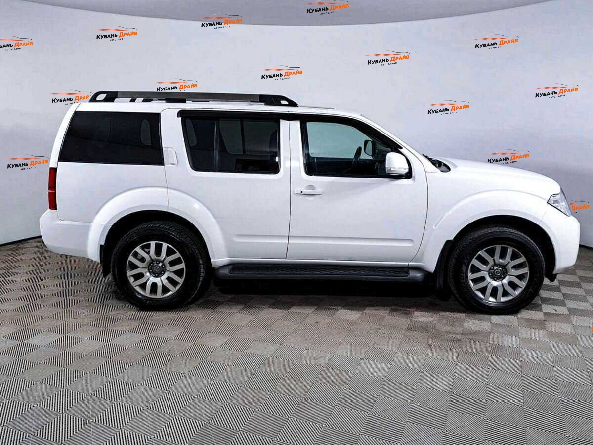 Nissan Pathfinder 2014 года с пробегом. Фото: #3