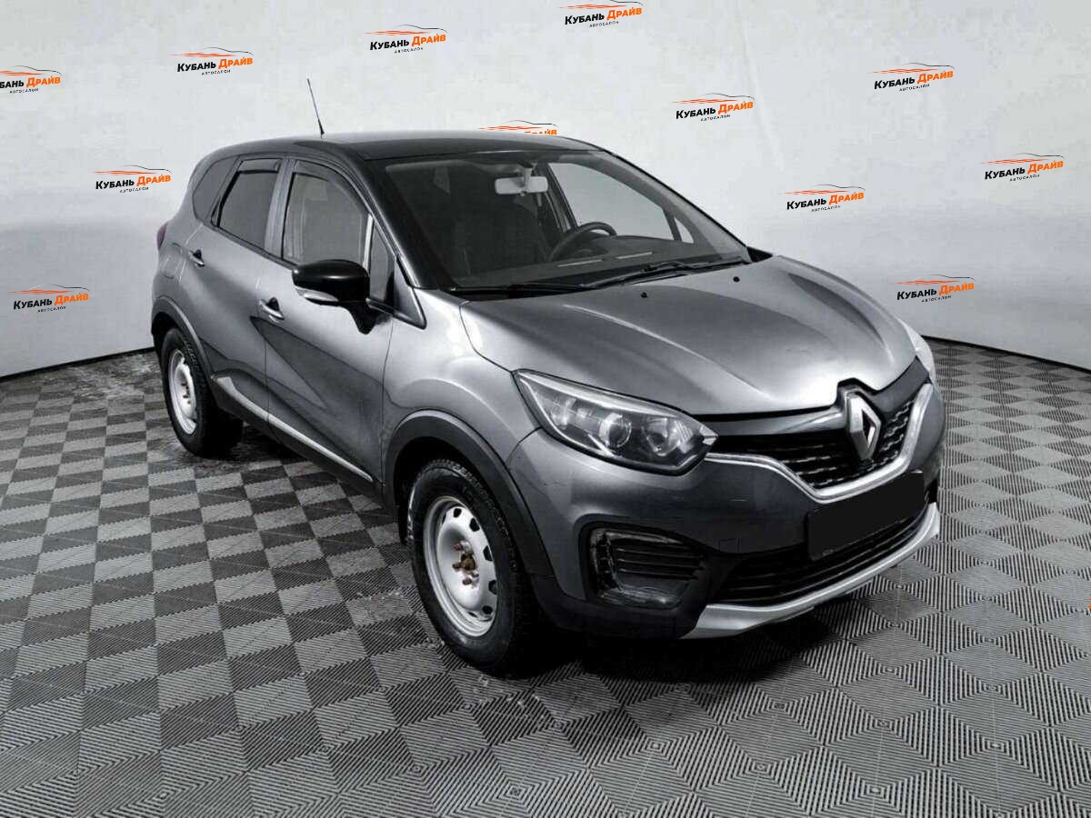 Renault Kaptur 2017 года с пробегом. Фото: #2