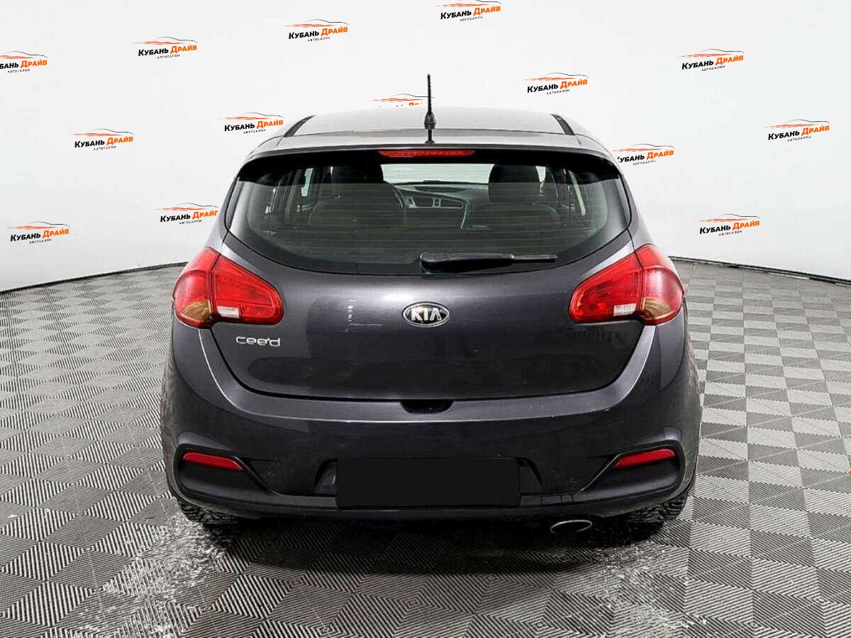 Kia Ceed 2013 года с пробегом. Фото: #5