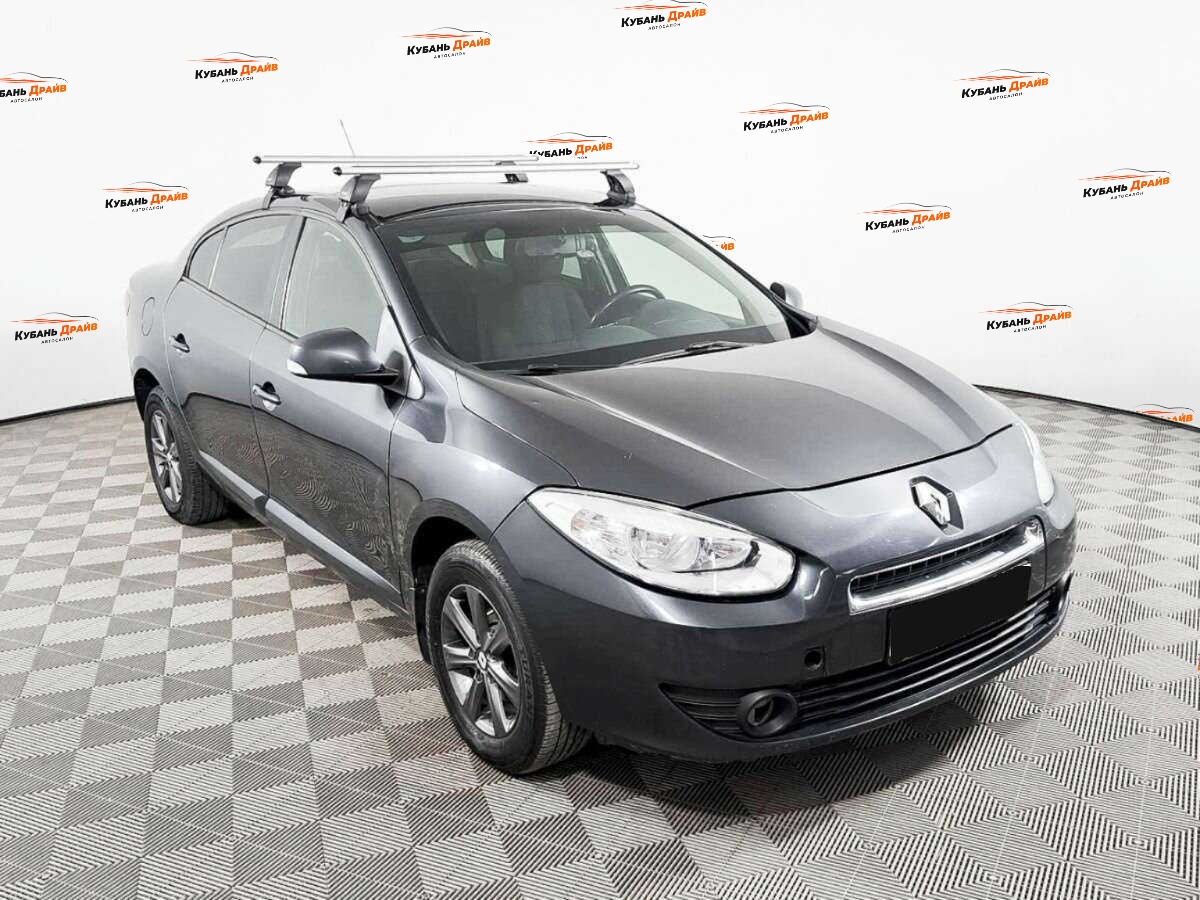 Renault Fluence 2012 года с пробегом. Фото: #2