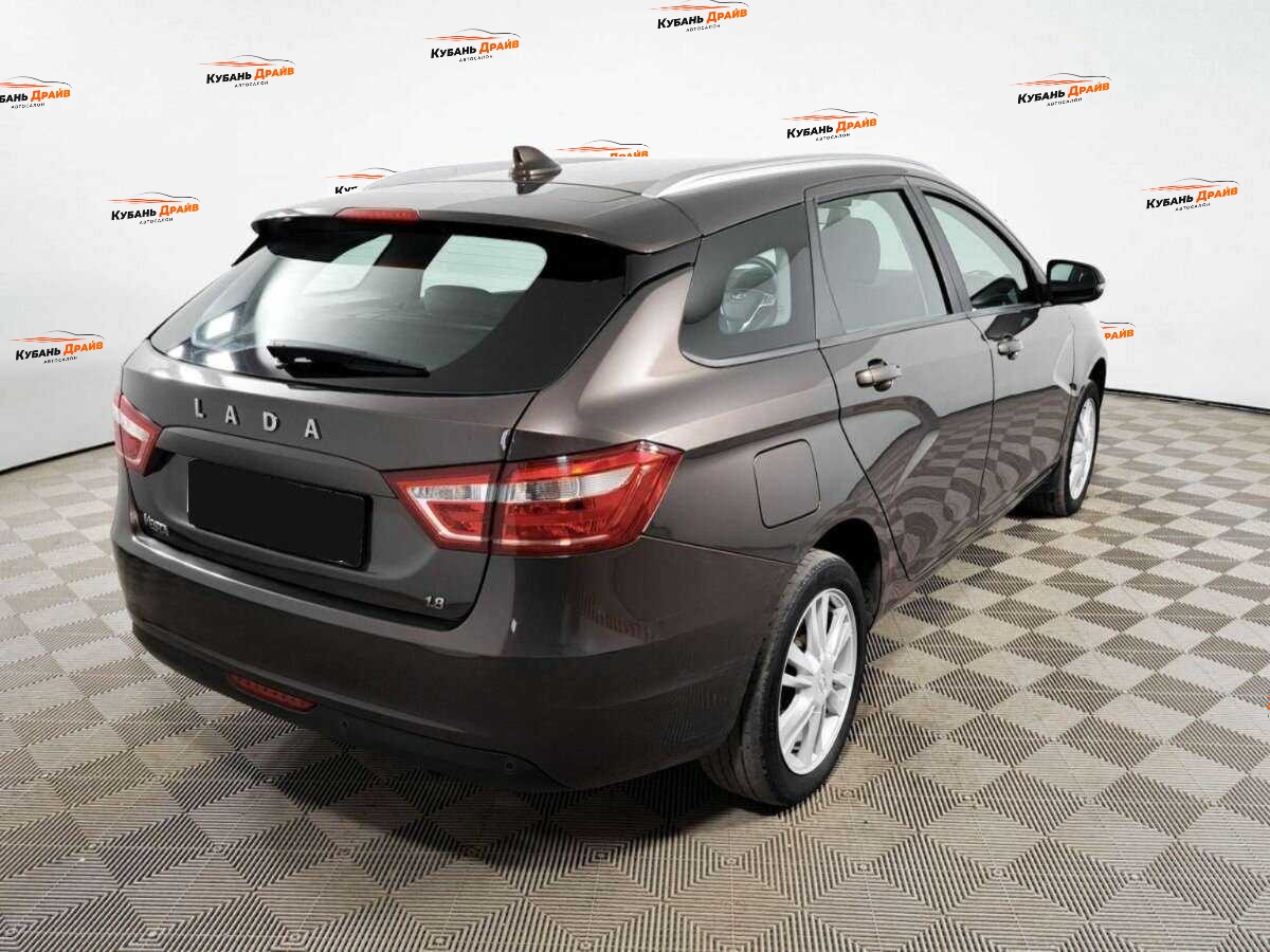 Lada (ВАЗ) Vesta 2019 года с пробегом. Фото: #4