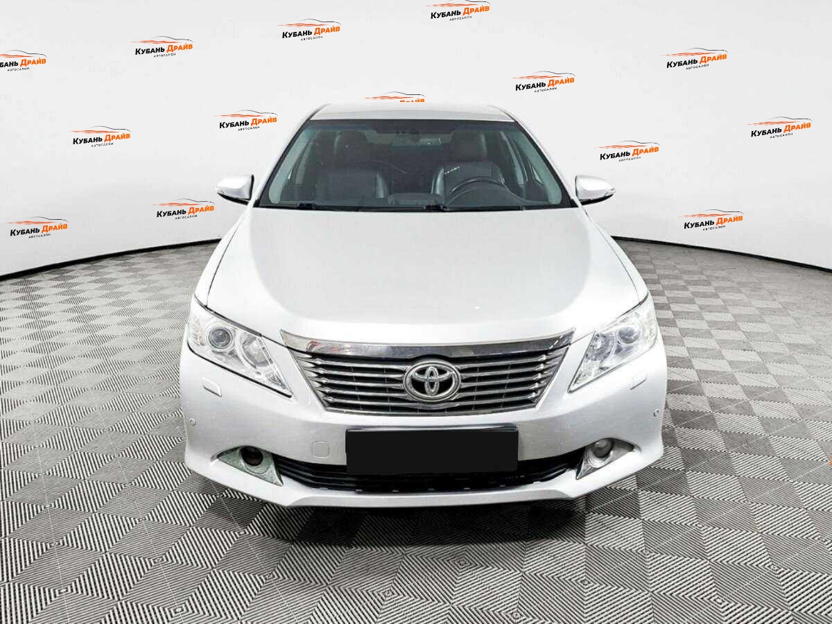 Toyota Camry 2014 года с пробегом. Фото: #1
