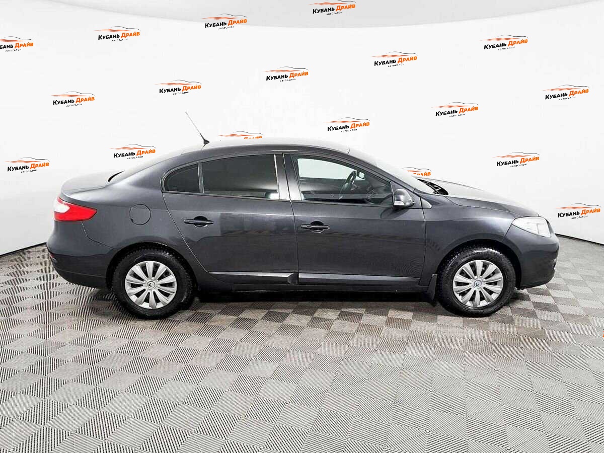 Renault Fluence 2012 года с пробегом. Фото: #3
