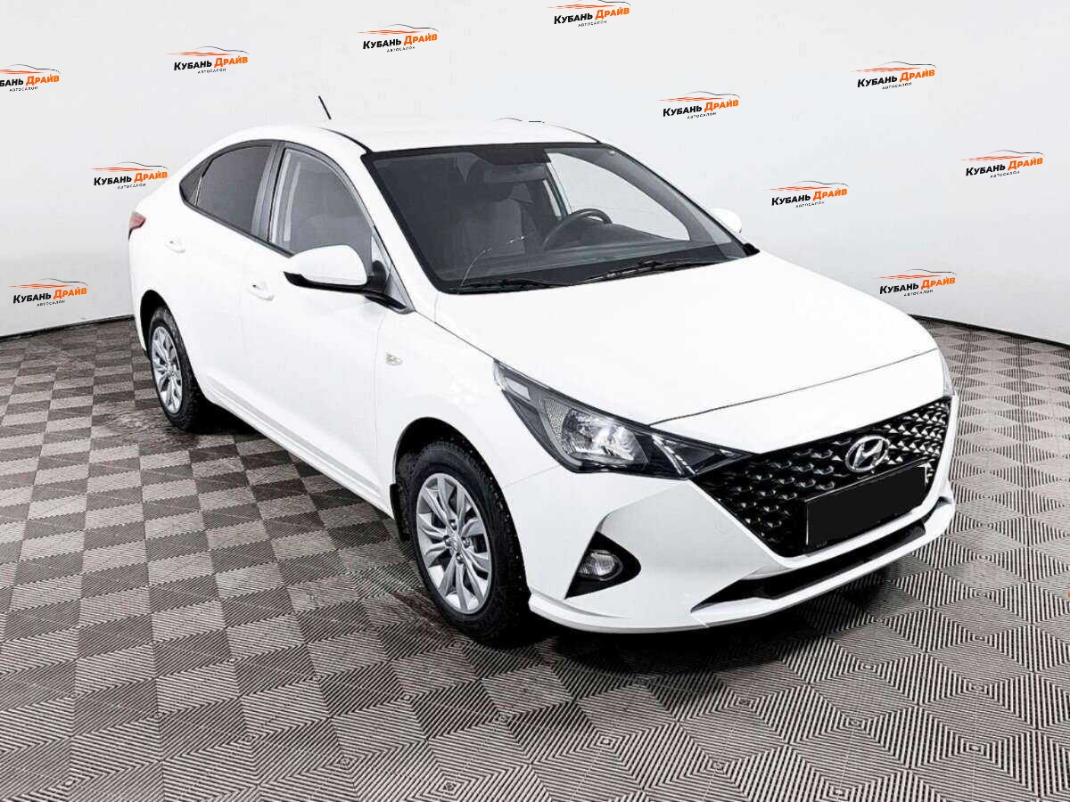 Hyundai Solaris 2021 года с пробегом. Фото: #2