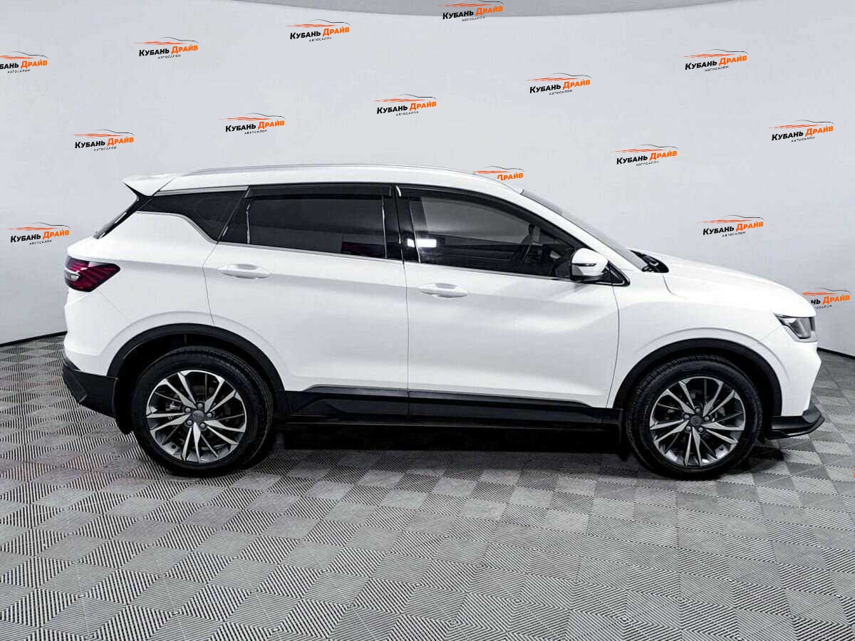 Geely Coolray 2021 года с пробегом. Фото: #3