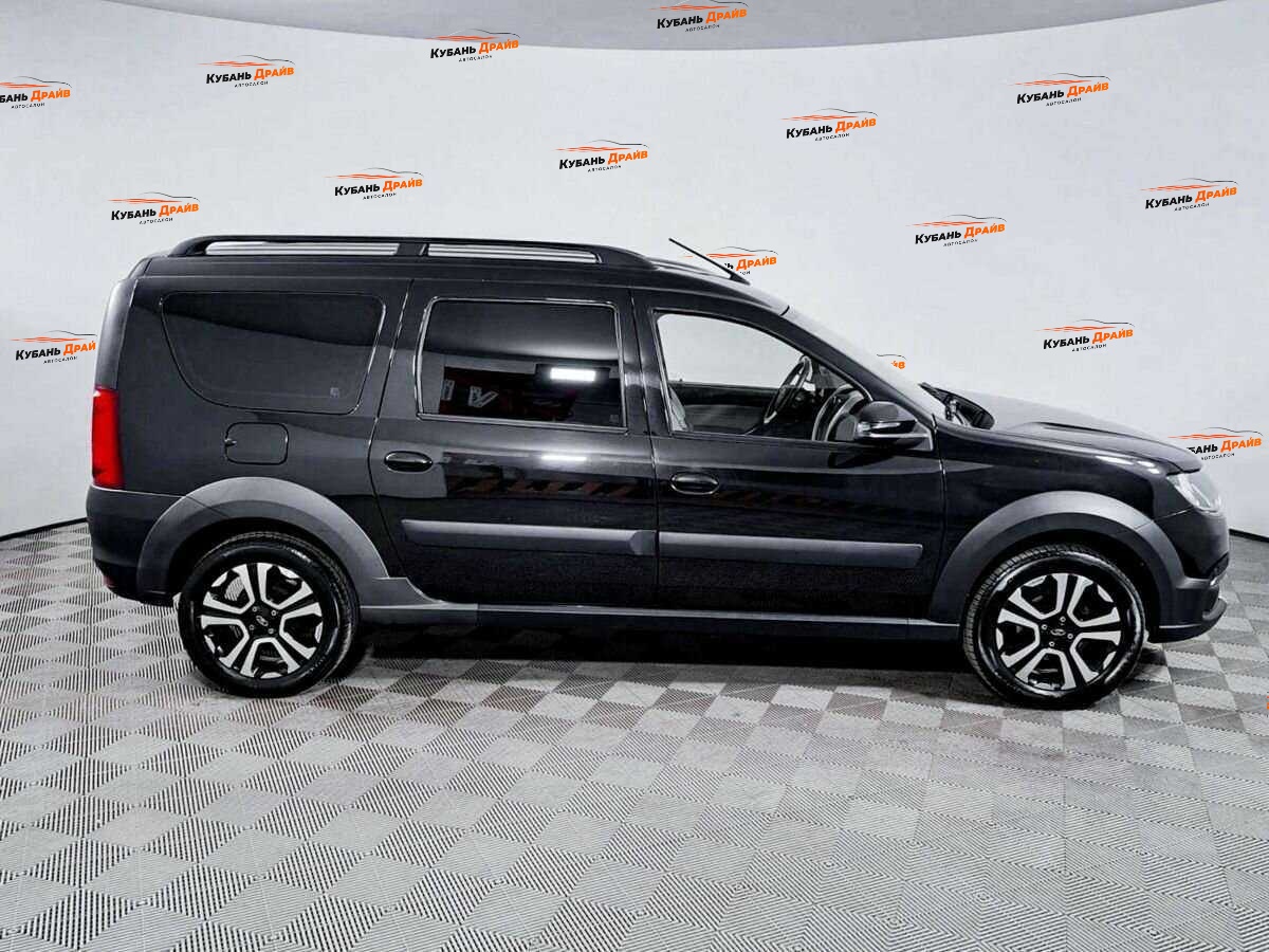 Lada (ВАЗ) Largus 2021 года с пробегом. Фото: #3