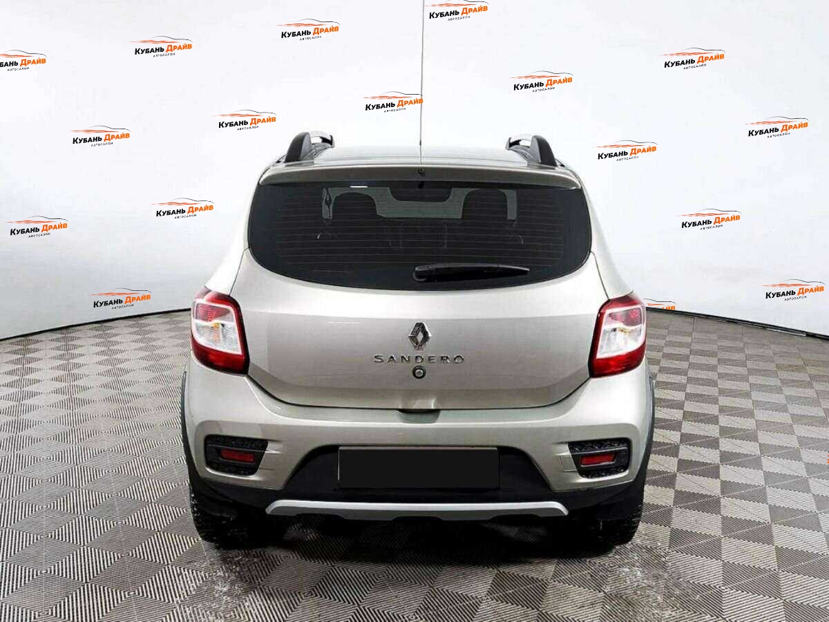 Renault Sandero 2021 года с пробегом. Фото: #3