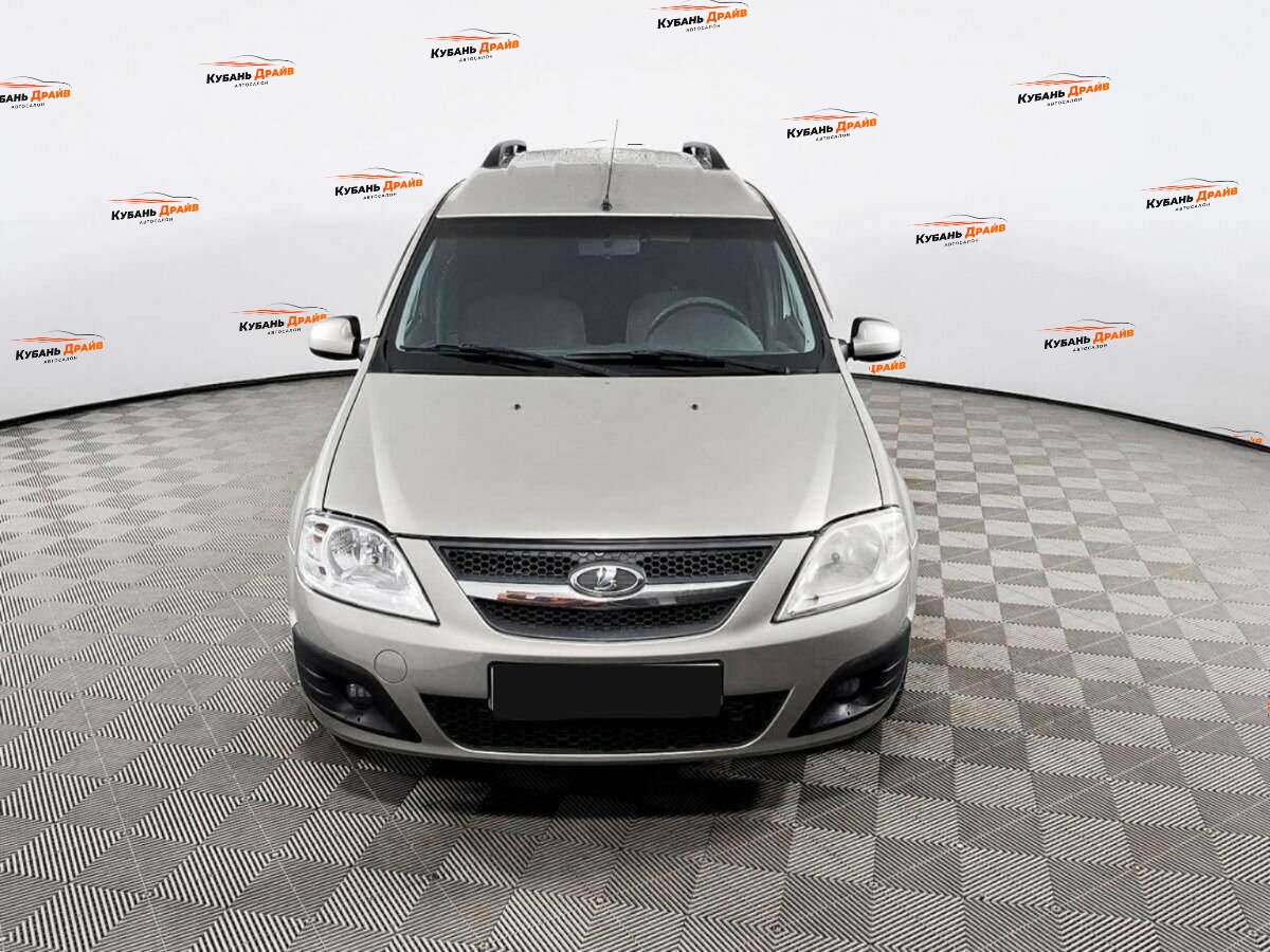 Lada (ВАЗ) Largus 2013 года с пробегом. Фото: #1