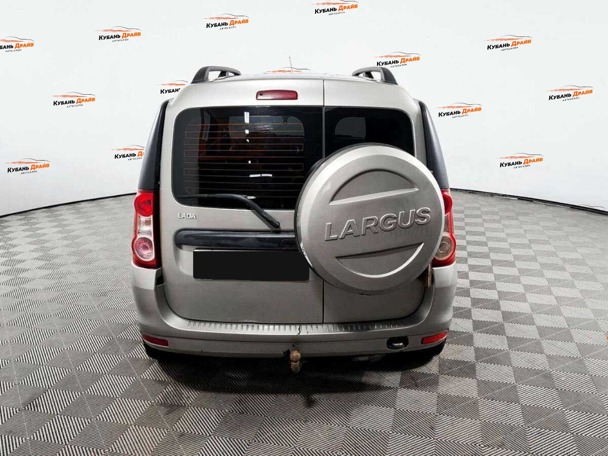 Lada (ВАЗ) Largus 2013 года с пробегом. Фото: #4