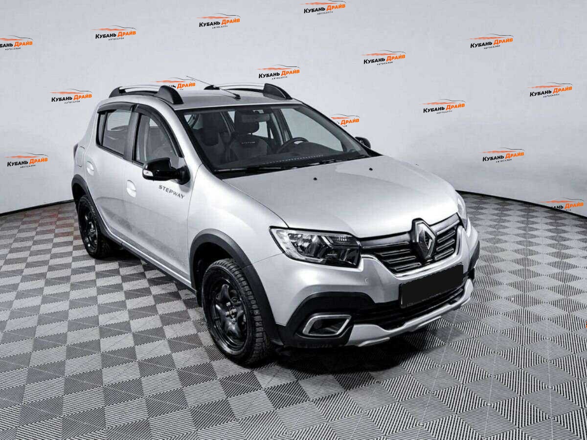 Renault Sandero 2022 года с пробегом. Фото: #2