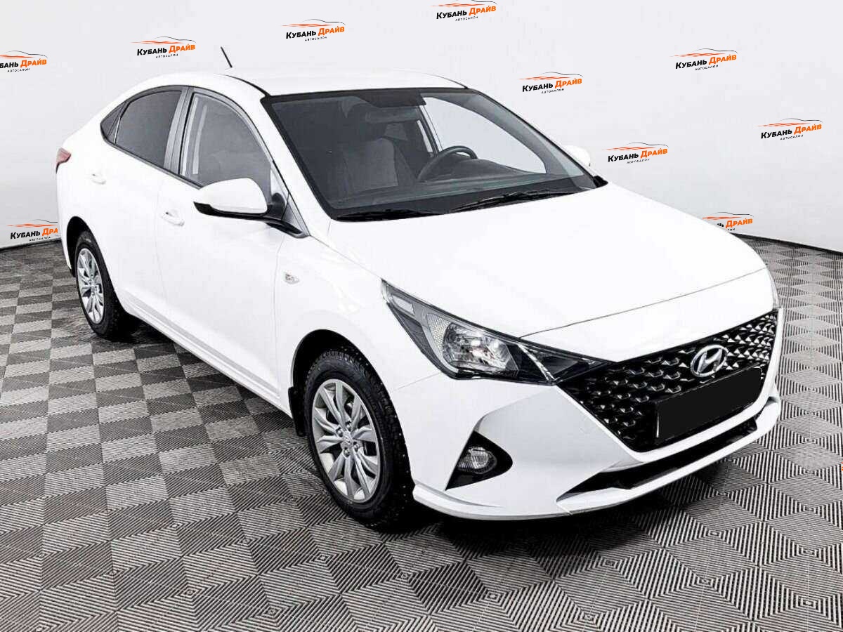 Hyundai Solaris 2021 года с пробегом. Фото: #2