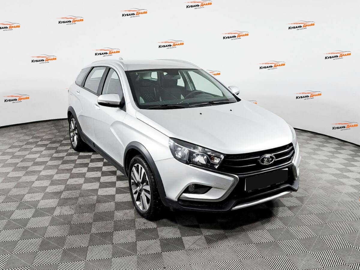Lada (ВАЗ) Vesta 2019 года с пробегом. Фото: #2