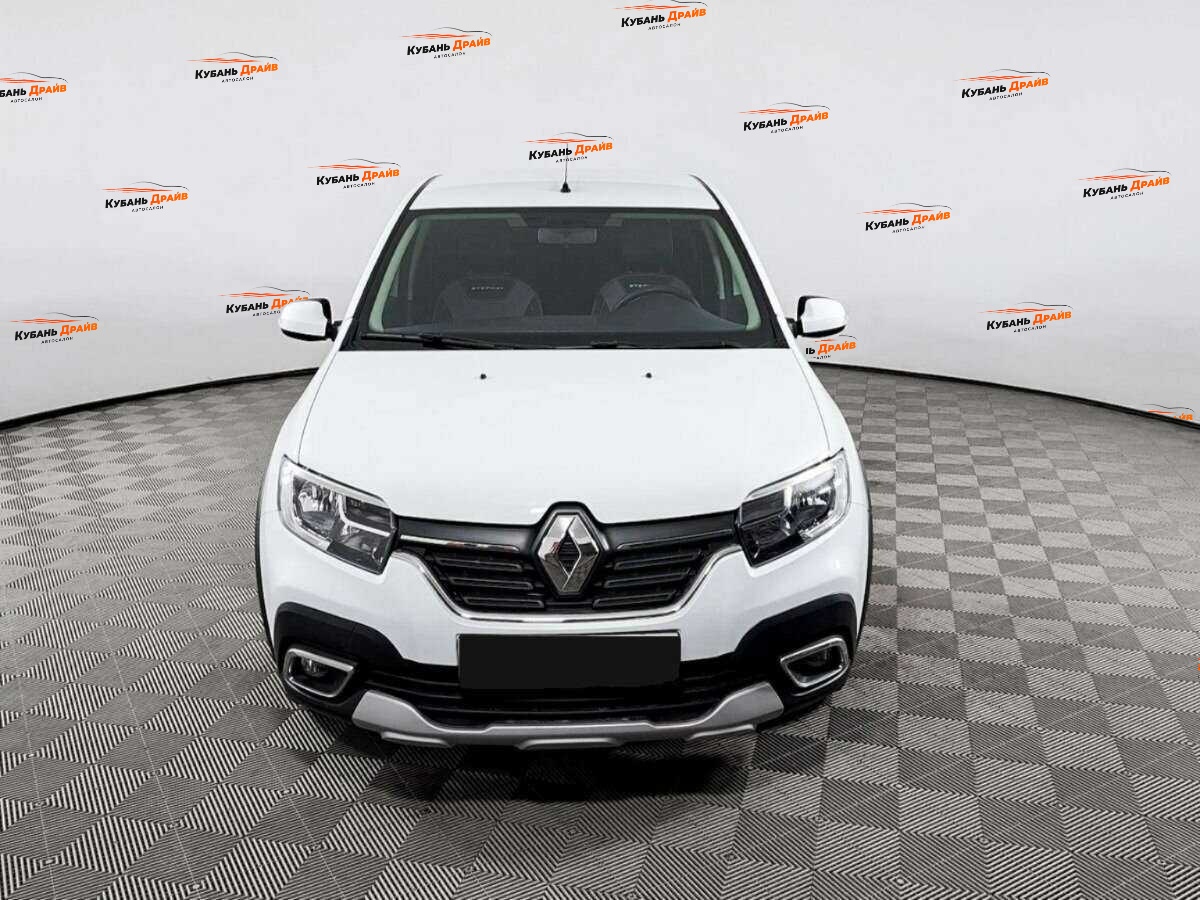 Renault Logan 2021 года с пробегом. Фото: #1