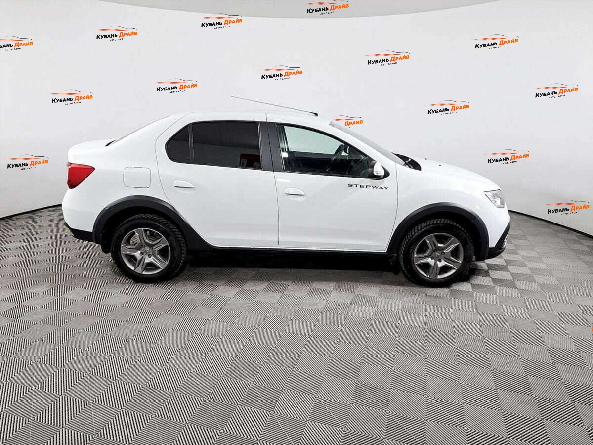 Renault Logan 2021 года с пробегом. Фото: #3